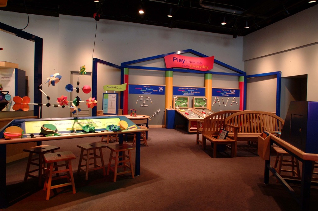 Playhouse 115744 Museum Commons